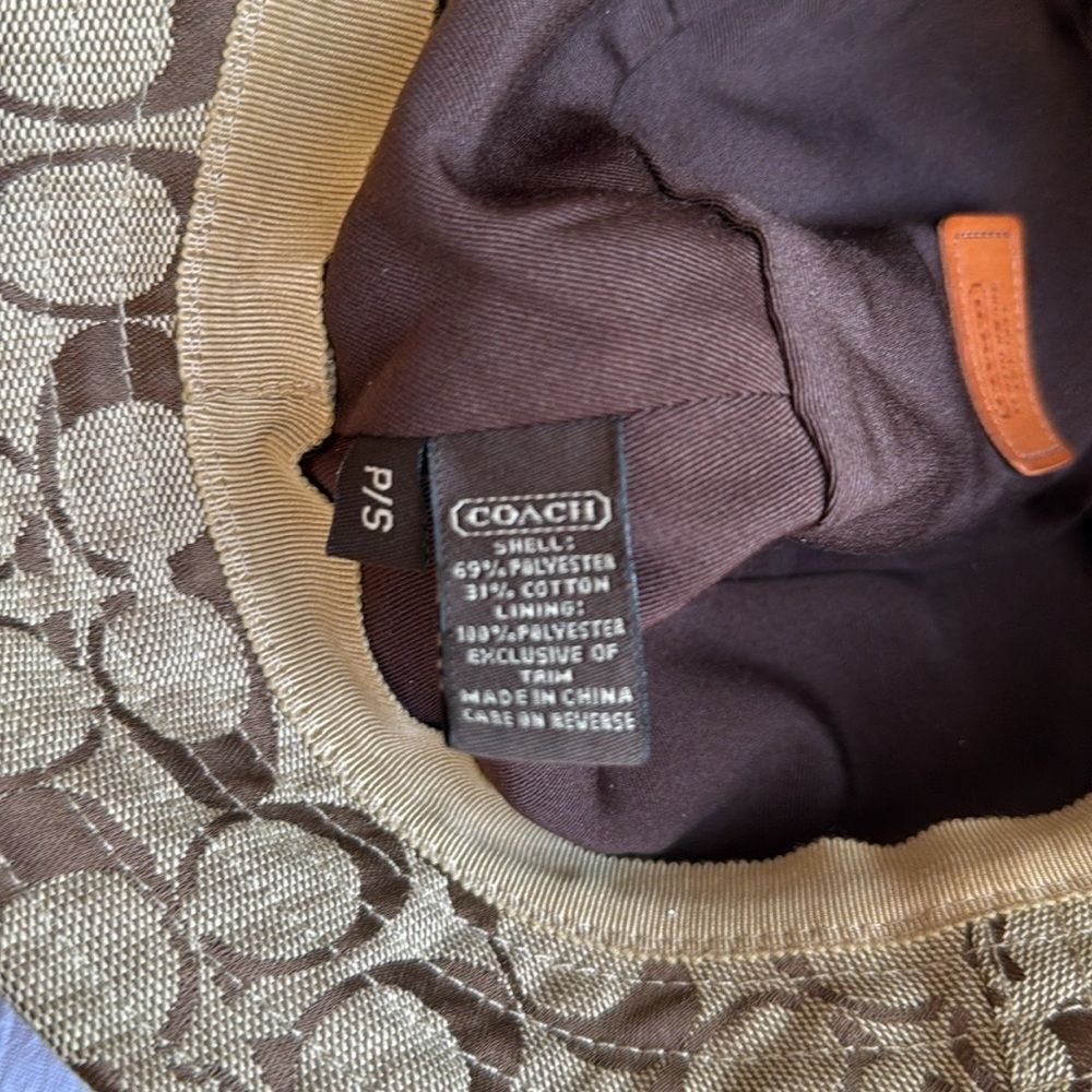 Coach Signature Jacquard Bucket Hat Small - Picture 4 of 6